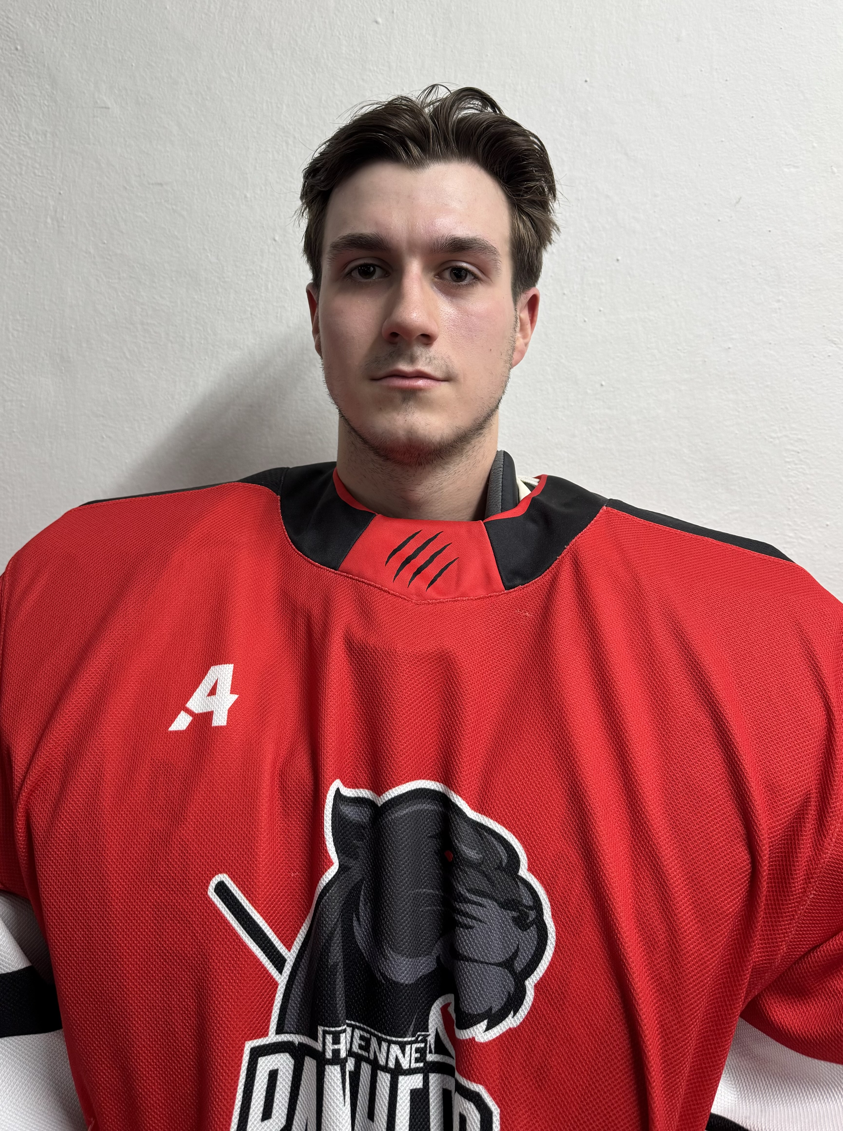 Adrian Chaľ